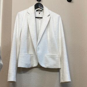 Amanda & Chelsea Textured White Blazer